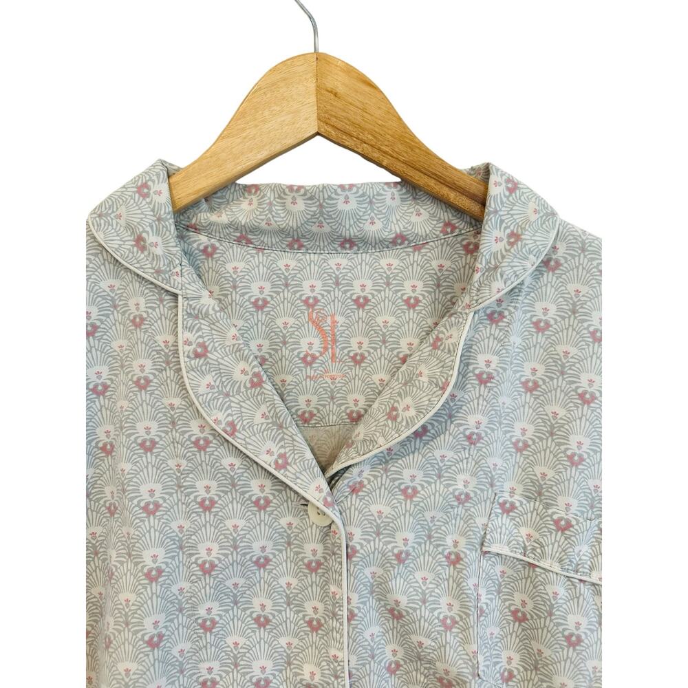 Serena & Lily Gray Pajama Set - Picture 3 of 12